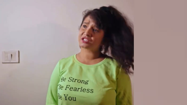 ಚಿನ್ನಿಬಾಂಬ್ ನಾನು ಹೋಗಲ್ಲ, ನಿನ್ನ ಬಿಟ್ಟು ಹೋಗೋಕೆ ಮನಸ್ಸಿಲ್ಲ; ವೈರಲ್ ಆಯ್ತು ಶುಭಾ ಪೂಂಜಾ ಬೇಸರ ಹಂಚಿಕೊಂಡ ವಿಡಿಯೋ ಚಿನ್ನಿಬಾಂಬ್ ನಾನು ಹೋಗಲ್ಲ, ನಿನ್ನ ಬಿಟ್ಟು ಹೋಗೋಕೆ ಮನಸ್ಸಿಲ್ಲ; ವೈರಲ್ ಆಯ್ತು ಶುಭಾ ಪೂಂಜಾ ಬೇಸರ ಹಂಚಿಕೊಂಡ ವಿಡಿಯೋ