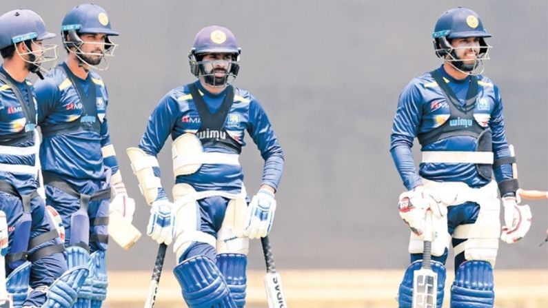 ಶ್ರೀಲಂಕಾ ಕ್ರಿಕೆಟಿಗರ ನಾಚಿಕೆಗೇಡಿನ ಕೆಲಸ; ಬಯೋ ಬಬಲ್ ಉಲ್ಲಂಘನೆ! ಇಂಗ್ಲೆಂಡ್ ರಸ್ತೆಗಳಲ್ಲಿ ಕಳ್ಳರಂತೆ ಓಡಾಟ, ಸರಣಿಯಿಂದ ಅಮಾನತು ಶ್ರೀಲಂಕಾ ಕ್ರಿಕೆಟಿಗರ ನಾಚಿಕೆಗೇಡಿನ ಕೆಲಸ; ಬಯೋ ಬಬಲ್ ಉಲ್ಲಂಘನೆ! ಇಂಗ್ಲೆಂಡ್ ರಸ್ತೆಗಳಲ್ಲಿ ಕಳ್ಳರಂತೆ ಓಡಾಟ, ಸರಣಿಯಿಂದ ಅಮಾನತು