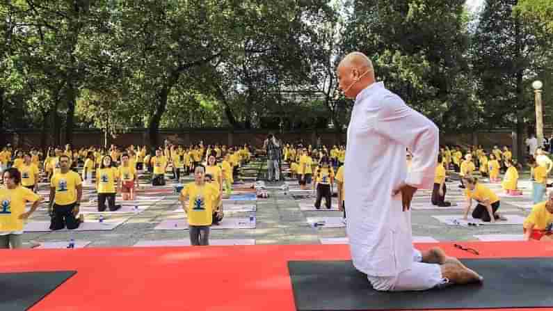 World Yoga Day 2021: ಇಂದು ಚೀನಾದಲ್ಲೂ ವಿಶ್ವ ಯೋಗ ದಿನಾಚರಣೆ; ಚೀನಿಯರನ್ನೂ ಸೆಳೆಯುತ್ತಿದೆ ಭಾರತ ಮೂಲದ ಯೋಗ