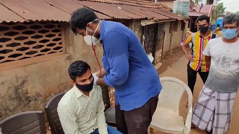 ಮೊಬೈಲ್ ಕ್ಲಿನಿಕ್ ಮೂಲಕ ಜನರ ನೆರವಿಗೆ ನಿಂತ ಭಟ್ಕಳದ ಸಂಸ್ಥೆ; ಅನಾರೋಗ್ಯ ಪೀಡಿತರಿಗೆ ಉಚಿತ ಸೇವೆ ಮೊಬೈಲ್ ಕ್ಲಿನಿಕ್ ಮೂಲಕ ಜನರ ನೆರವಿಗೆ ನಿಂತ ಭಟ್ಕಳದ ಸಂಸ್ಥೆ; ಅನಾರೋಗ್ಯ ಪೀಡಿತರಿಗೆ ಉಚಿತ ಸೇವೆ