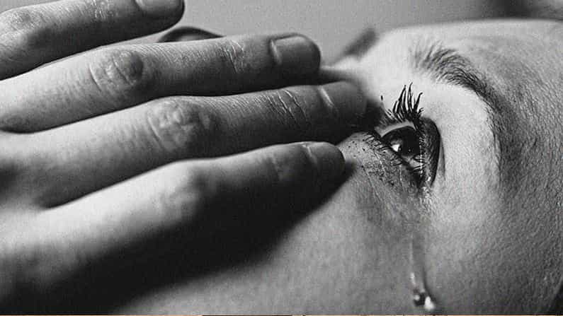 Benefits of crying: ಅಳುವುದು ಉತ್ತಮ ಅಭ್ಯಾಸ; ಕಣ್ಣೀರು ಹೊರ ಹಾಕುವುದರಿಂದ ಆಗುವ ಆರೋಗ್ಯಕರ ಬದಲಾವಣೆಗಳ ಬಗ್ಗೆ ತಿಳಿಯಿರಿ Benefits of crying: ಅಳುವುದು ಉತ್ತಮ ಅಭ್ಯಾಸ; ಕಣ್ಣೀರು ಹೊರ ಹಾಕುವುದರಿಂದ ಆಗುವ ಆರೋಗ್ಯಕರ ಬದಲಾವಣೆಗಳ ಬಗ್ಗೆ ತಿಳಿಯಿರಿ