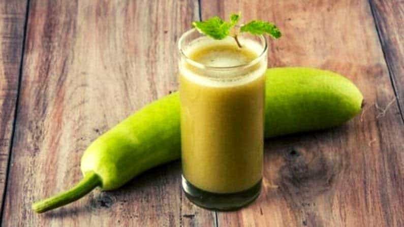 Beauty Tips: ಸೋರೆಕಾಯಿ ರಸ ಎಂದಾದರೂ ಸೇವಿಸಿದ್ದೀರಾ? ಮುಖದ ಕಾಂತಿ ಹೆಚ್ಚಿಸಿಕೊಳ್ಳಲು ಸಿಂಪಲ್ ಟಿಪ್ಸ್ Beauty Tips: ಸೋರೆಕಾಯಿ ರಸ ಎಂದಾದರೂ ಸೇವಿಸಿದ್ದೀರಾ? ಮುಖದ ಕಾಂತಿ ಹೆಚ್ಚಿಸಿಕೊಳ್ಳಲು ಸಿಂಪಲ್ ಟಿಪ್ಸ್