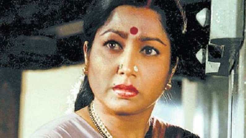 Actress Jayanthi Funeral: ಪಂಚಭೂತಗಳಲ್ಲಿ ಲೀನರಾದ ಹಿರಿಯ ನಟಿ ಜಯಂತಿ Actress Jayanthi Funeral: ಪಂಚಭೂತಗಳಲ್ಲಿ ಲೀನರಾದ ಹಿರಿಯ ನಟಿ ಜಯಂತಿ