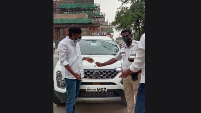 ನಂಬರ್ ಪ್ಲೇಟ್ನಲ್ಲಿ ‘ಆಂಧ್ರ ಸಿಎಂ ಜಗನ್’ ಹೆಸರು ಇರುವ ಕಾರು ಕೆ ಆರ್ ಪುರಂನಲ್ಲಿ ಪತ್ತೆಯಾಯ್ತು! ನಂಬರ್ ಪ್ಲೇಟ್ನಲ್ಲಿ ‘ಆಂಧ್ರ ಸಿಎಂ ಜಗನ್’ ಹೆಸರು ಇರುವ ಕಾರು ಕೆ ಆರ್ ಪುರಂನಲ್ಲಿ ಪತ್ತೆಯಾಯ್ತು!