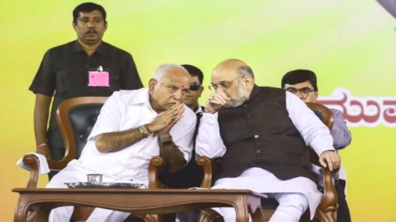 ಯಡಿಯೂರಪ್ಪ ರಾಜೀನಾಮೆ..? ವಿಮಾನ ನಿಲ್ದಾಣಕ್ಕೆ ಹೊರಟಿದ್ದ ಯಡಿಯೂರಪ್ಪಗೆ ವಾಪಸ್ ಬರುವಂತೆ ಅಮಿತ್ ಶಾ ಸೂಚಿಸಿದ್ದೇಕೆ? ಯಡಿಯೂರಪ್ಪ ರಾಜೀನಾಮೆ..? ವಿಮಾನ ನಿಲ್ದಾಣಕ್ಕೆ ಹೊರಟಿದ್ದ ಯಡಿಯೂರಪ್ಪಗೆ ವಾಪಸ್ ಬರುವಂತೆ ಅಮಿತ್ ಶಾ ಸೂಚಿಸಿದ್ದೇಕೆ?