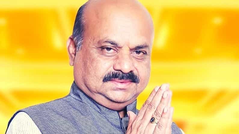 ಮುಖ್ಯಮಂತ್ರಿ ಸಂಚಾರಕ್ಕೆ ಪ್ರತ್ಯೇಕ ಮಾರ್ಗ ವ್ಯವಸ್ಥೆ; ಸಿಎಂ ಗೃಹ ಕಚೇರಿ ಹಾಗೂ ಖಾಸಗಿ ನಿವಾಸದ ಅಂತರ ಕಡಿತ ಮುಖ್ಯಮಂತ್ರಿ ಸಂಚಾರಕ್ಕೆ ಪ್ರತ್ಯೇಕ ಮಾರ್ಗ ವ್ಯವಸ್ಥೆ; ಸಿಎಂ ಗೃಹ ಕಚೇರಿ ಹಾಗೂ ಖಾಸಗಿ ನಿವಾಸದ ಅಂತರ ಕಡಿತ