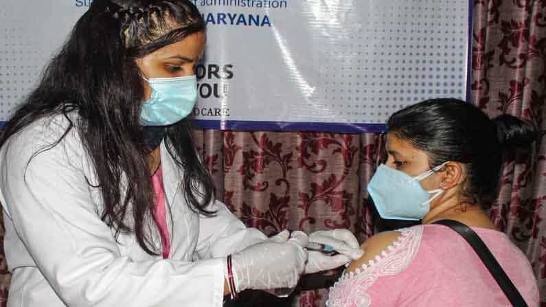 Coronavirus cases in India: ದೇಶದಲ್ಲಿ 40,120 ಹೊಸ ಕೊವಿಡ್ ಪ್ರಕರಣ ಪತ್ತೆ, 585 ಮಂದಿ ಸಾವು Coronavirus cases in India: ದೇಶದಲ್ಲಿ 40,120 ಹೊಸ ಕೊವಿಡ್ ಪ್ರಕರಣ ಪತ್ತೆ, 585 ಮಂದಿ ಸಾವು