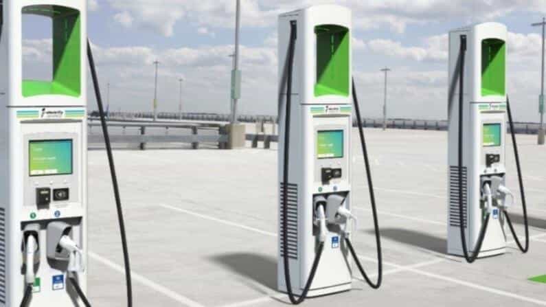 Tata Power- HPCL Partnership: ಟಾಟಾ ಪವರ್ ಹಾಗೂ ಎಚ್​ಪಿಸಿಎಲ್​ ಸಹಯೋಗದಲ್ಲಿ ಎಲೆಕ್ಟ್ರಿಕ್ ವಾಹನ ಚಾರ್ಜಿಂಗ್
