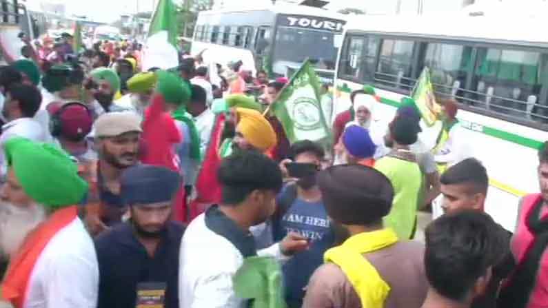 Farmers' Protest ಜಂತರ್ ಮಂತರ್ನಲ್ಲಿ ಪ್ರತಿಭಟನೆಗೆ ಸಜ್ಜಾದ ರೈತರು, ದೆಹಲಿಯಲ್ಲಿ ಬಿಗಿ ಭದ್ರತೆ Farmers' Protest ಜಂತರ್ ಮಂತರ್ನಲ್ಲಿ ಪ್ರತಿಭಟನೆಗೆ ಸಜ್ಜಾದ ರೈತರು, ದೆಹಲಿಯಲ್ಲಿ ಬಿಗಿ ಭದ್ರತೆ