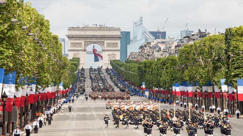 Bastille Day 2021: ಫ್ರೆಂಚ್ ರಾಷ್ಟ್ರೀಯ ದಿನವನ್ನು ಗುರುತಿಸುವ ಬಾಸ್ಟಿಲ್ ಡೇ ದಿನದ ಮಹತ್ವ ಮತ್ತು ಇತಿಹಾಸ Bastille Day 2021: ಫ್ರೆಂಚ್ ರಾಷ್ಟ್ರೀಯ ದಿನವನ್ನು ಗುರುತಿಸುವ ಬಾಸ್ಟಿಲ್ ಡೇ ದಿನದ ಮಹತ್ವ ಮತ್ತು ಇತಿಹಾಸ