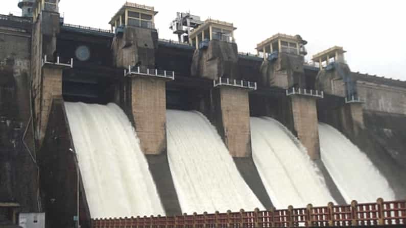 Karnataka Dams Water Level: ರಾಜ್ಯದಲ್ಲಿ ಮತ್ತೆ ಮಳೆ ಹೆಚ್ಚಳ; ಕರ್ನಾಟಕದ ಜಲಾಶಯಗಳ ಇಂದಿನ ನೀರಿನ ಮಟ್ಟ ಹೀಗಿದೆ Karnataka Dams Water Level: ರಾಜ್ಯದಲ್ಲಿ ಮತ್ತೆ ಮಳೆ ಹೆಚ್ಚಳ; ಕರ್ನಾಟಕದ ಜಲಾಶಯಗಳ ಇಂದಿನ ನೀರಿನ ಮಟ್ಟ ಹೀಗಿದೆ