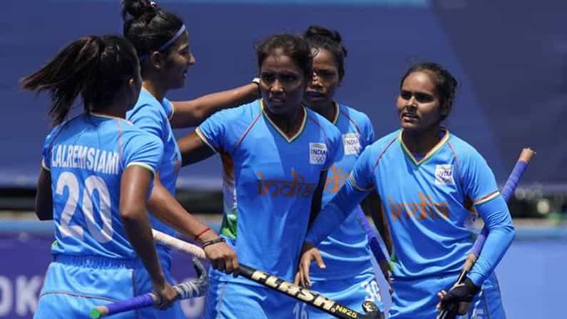 Tokyo Olympics: ಭಾರತ ಮಹಿಳಾ ಹಾಕಿ ತಂಡದ ಕ್ವಾರ್ಟರ್ ಫೈನಲ್ ಆಸೆ ಜೀವಂತ: ಆಫ್ರಿಕಾ ವಿರುದ್ಧ 4-3 ಅಂತರದ ಗೆಲುವು