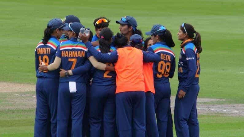 India-W vs England-W, 3rd T20I Live Streaming: ಭಾರತದ ವನಿತೆಯರಿಗೆ ಇದು ಮಾಡು ಇಲ್ಲವೆ ಮಡಿ ಪಂದ್ಯ! ಪಂದ್ಯದ ಸಂಪೂರ್ಣ ಮಾಹಿತಿ ಹೀಗಿದೆ India-W vs England-W, 3rd T20I Live Streaming: ಭಾರತದ ವನಿತೆಯರಿಗೆ ಇದು ಮಾಡು ಇಲ್ಲವೆ ಮಡಿ ಪಂದ್ಯ! ಪಂದ್ಯದ ಸಂಪೂರ್ಣ ಮಾಹಿತಿ ಹೀಗಿದೆ