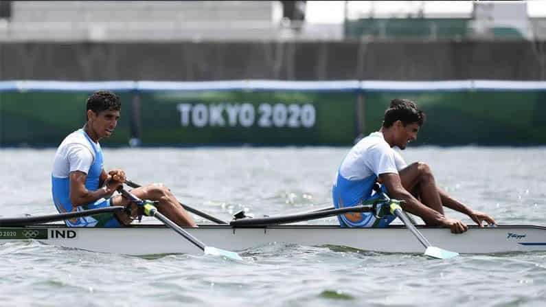 Tokyo Olympics: ರೋಚಕ ಘಟ್ಟದಲ್ಲಿ ಹಾಕಿ ಪಂದ್ಯ: ರೋಯಿಂಗ್ ಇತಿಹಾಸದಲ್ಲಿ ಭಾರತದ ವಿಶೇಷ ಸಾಧನೆ Tokyo Olympics: ರೋಚಕ ಘಟ್ಟದಲ್ಲಿ ಹಾಕಿ ಪಂದ್ಯ: ರೋಯಿಂಗ್ ಇತಿಹಾಸದಲ್ಲಿ ಭಾರತದ ವಿಶೇಷ ಸಾಧನೆ