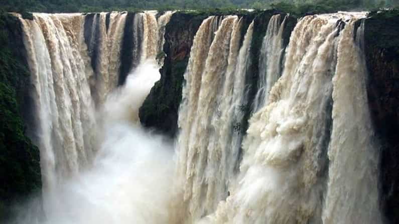 Jog Falls: ಜೋಗ ಜಲಪಾತ ನೋಡಬೇಕಾ?; ಕೊವಿಡ್ ನೆಗೆಟಿವ್ ರಿಪೋರ್ಟ್ ಇಲ್ಲದಿದ್ದರೆ ಪ್ರವೇಶ ನಿಷೇಧ
