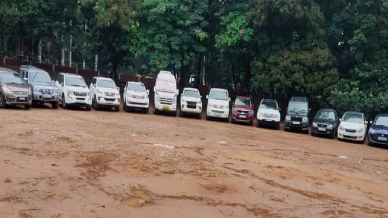 ಎಟಿಎಂ ದರೋಡೆ ಕೇಸ್ ತನಿಖೆ ವೇಳೆ ಕಾರು ಕಳ್ಳತನ ಬೆಳಕಿಗೆ; 1.80 ಕೋಟಿ ರೂ ಮೌಲ್ಯದ 20 ಕಾರುಗಳ ಜಪ್ತಿ ಎಟಿಎಂ ದರೋಡೆ ಕೇಸ್ ತನಿಖೆ ವೇಳೆ ಕಾರು ಕಳ್ಳತನ ಬೆಳಕಿಗೆ; 1.80 ಕೋಟಿ ರೂ ಮೌಲ್ಯದ 20 ಕಾರುಗಳ ಜಪ್ತಿ