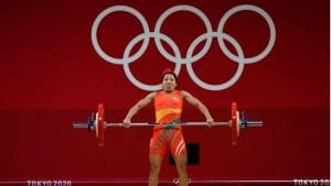 ಟೊಕಿಯೋ ಒಲಂಪಿಕ್ಸ್​ 2020: ಒಟ್ಟು 202 ಕೆಜಿ ಭಾರ ಎತ್ತಿದ ಮೀರಾಬಾಯಿ ಚಾನು ಭಾರತೀಯರೆಲ್ಲ ಗರ್ವದಿಂದ ತಲೆ ಎತ್ತುವಂತೆ ಮಾಡಿದ್ದಾರೆ!