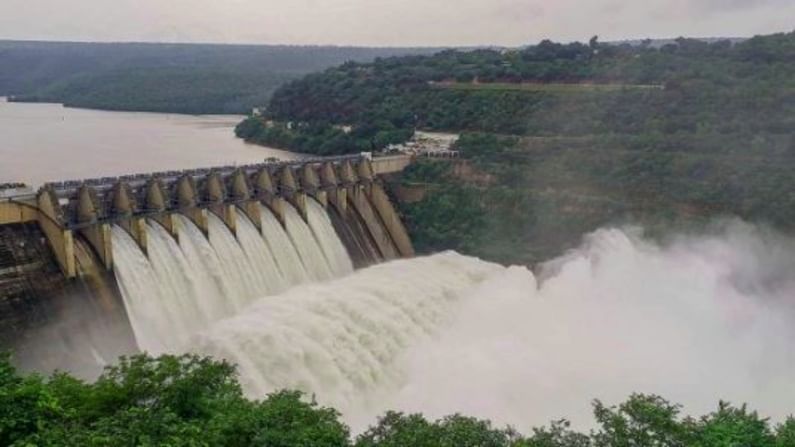Karnataka Dams: ರಾಜ್ಯದಲ್ಲಿ ಮಳೆ ಜೋರು; ರಾಜ್ಯದ 12 ಪ್ರಮುಖ ಜಲಾಶಯಗಳಲ್ಲಿ ನೀರಿನ ಮಟ್ಟ ಹೀಗಿದೆ Karnataka Dams: ರಾಜ್ಯದಲ್ಲಿ ಮಳೆ ಜೋರು; ರಾಜ್ಯದ 12 ಪ್ರಮುಖ ಜಲಾಶಯಗಳಲ್ಲಿ ನೀರಿನ ಮಟ್ಟ ಹೀಗಿದೆ