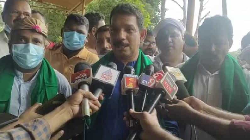 ಸಿದ್ದರಾಮಯ್ಯ ಮುಖ್ಯಮಂತ್ರಿಯಾಗಿ ಹಿಂದುಳಿದ ವರ್ಗಕ್ಕೆ ಏನೂ ಮಾಡಿಲ್ಲ: ನಳಿನ್ ಕುಮಾರ್ ಕಟೀಲ್ ಸಿದ್ದರಾಮಯ್ಯ ಮುಖ್ಯಮಂತ್ರಿಯಾಗಿ ಹಿಂದುಳಿದ ವರ್ಗಕ್ಕೆ ಏನೂ ಮಾಡಿಲ್ಲ: ನಳಿನ್ ಕುಮಾರ್ ಕಟೀಲ್