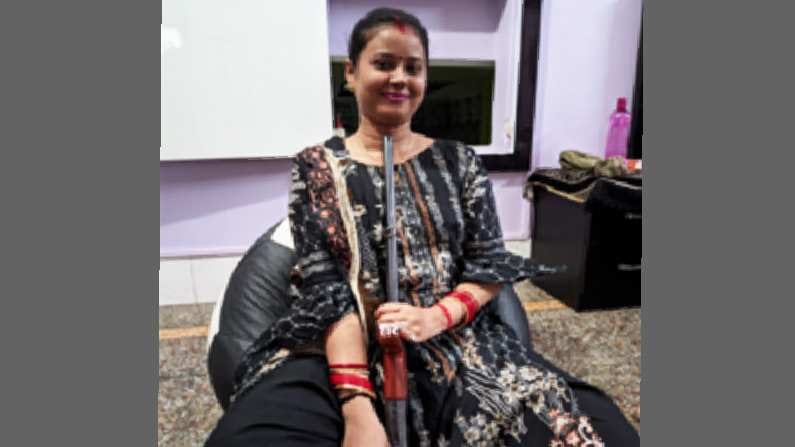 ಗನ್ ಜೊತೆ ಸೆಲ್ಫಿ ತೆಗೆದು ಪ್ರಾಣ ಕಳೆದುಕೊಂಡ ನವವಿವಾಹಿತೆ ಗನ್ ಜೊತೆ ಸೆಲ್ಫಿ ತೆಗೆದು ಪ್ರಾಣ ಕಳೆದುಕೊಂಡ ನವವಿವಾಹಿತೆ