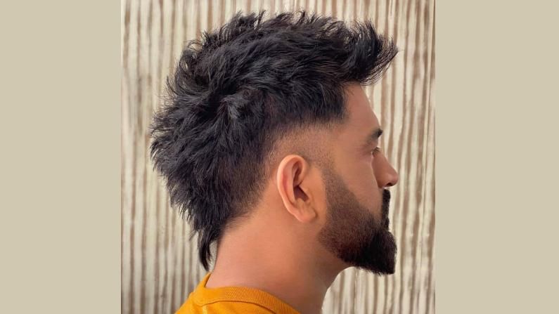 MS Dhoni New Hair style