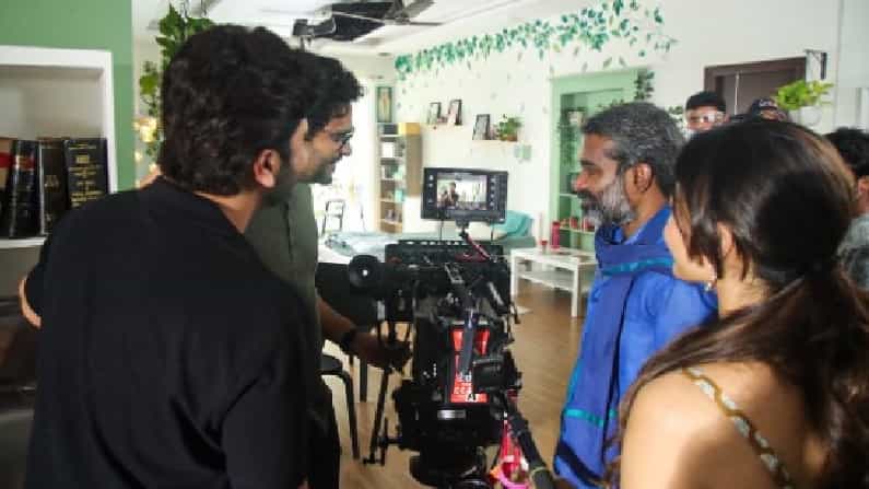 Rashmika Mandanna: ಸೆಟ್ಟೇರಿತು ರಶ್ಮಿಕಾರ ಹೊಸ ತೆಲುಗು ಚಿತ್ರ; ತೆರೆ ಹಂಚಿಕೊಳ್ಳಲಿದ್ದಾರೆ ತೆಲುಗಿನ ಈ ಖ್ಯಾತ ನಟ! Rashmika Mandanna: ಸೆಟ್ಟೇರಿತು ರಶ್ಮಿಕಾರ ಹೊಸ ತೆಲುಗು ಚಿತ್ರ; ತೆರೆ ಹಂಚಿಕೊಳ್ಳಲಿದ್ದಾರೆ ತೆಲುಗಿನ ಈ ಖ್ಯಾತ ನಟ!