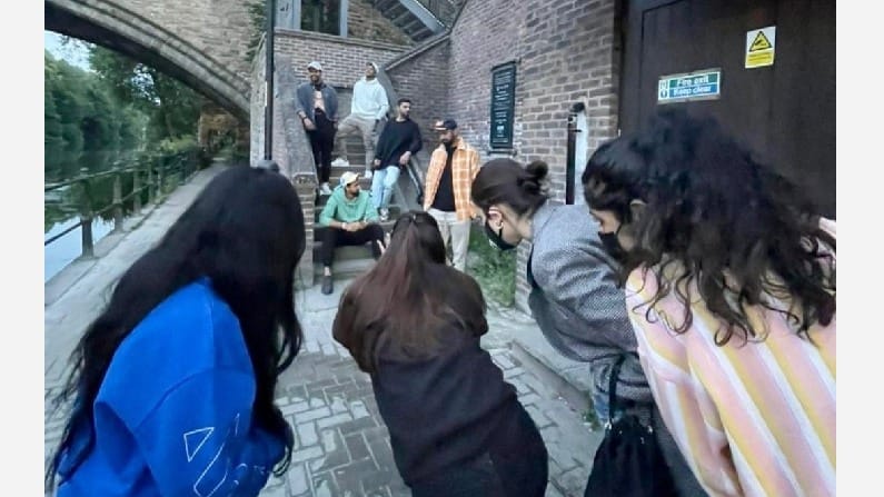 KL Rahul: ಭಾರತ ಕ್ರಿಕೆಟ್ ತಂಡದ ತಾರೆಯರ ಅದ್ಭುತ ಫೊಟೊಗಳ ಹಿಂದಿನ ಅಸಲಿಯತ್ತನ್ನು ತೆರೆದಿಟ್ಟ ಕೆ.ಎಲ್ ರಾಹುಲ್! KL Rahul: ಭಾರತ ಕ್ರಿಕೆಟ್ ತಂಡದ ತಾರೆಯರ ಅದ್ಭುತ ಫೊಟೊಗಳ ಹಿಂದಿನ ಅಸಲಿಯತ್ತನ್ನು ತೆರೆದಿಟ್ಟ ಕೆ.ಎಲ್ ರಾಹುಲ್!