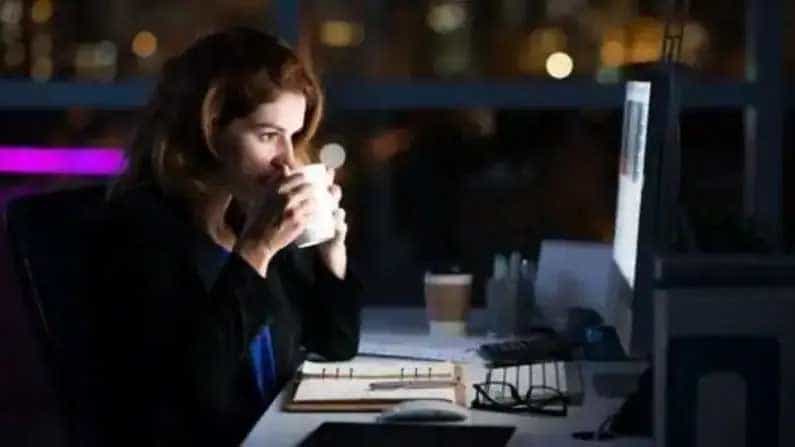 Health Tips: ಕಂಪನಿಗಳಲ್ಲಿ ನೈಟ್ ಡ್ಯೂಟಿ ಮಾಡುತ್ತಿದ್ದೀರಾ? ಆರೋಗ್ಯ ಕಾಳಜಿಗೆ ಈ ಕೆಲವು ವಿಷಯಗಳನ್ನು ಮರೆಯದಿರಿ Health Tips: ಕಂಪನಿಗಳಲ್ಲಿ ನೈಟ್ ಡ್ಯೂಟಿ ಮಾಡುತ್ತಿದ್ದೀರಾ? ಆರೋಗ್ಯ ಕಾಳಜಿಗೆ ಈ ಕೆಲವು ವಿಷಯಗಳನ್ನು ಮರೆಯದಿರಿ