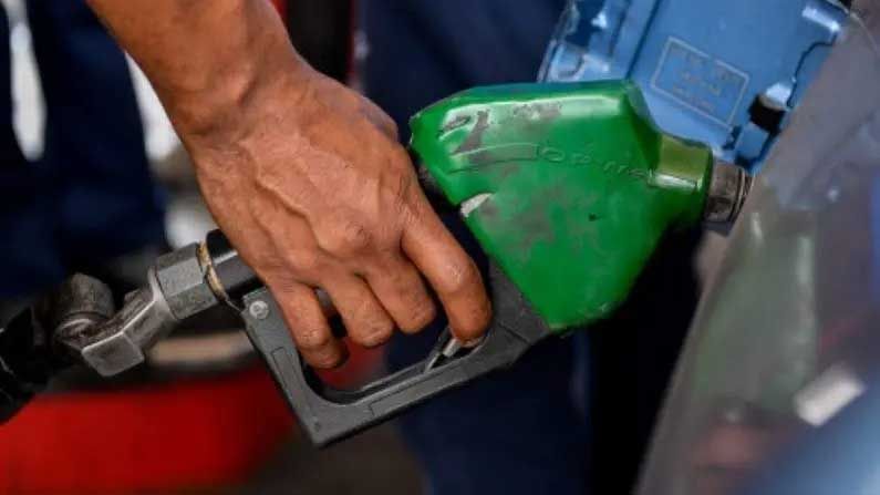 Petrol Price Today: ಮತ್ತೆ ಏರಿಕೆಯತ್ತ ಸಾಗಿದ ಪೆಟ್ರೋಲ್, ಡೀಸೆಲ್ ಬೆಲೆ! ಎಲ್ಲೆಲ್ಲಿ ಎಷ್ಟೆಷ್ಟು? ವಿವರ ಇಲ್ಲಿದೆ Petrol Price Today: ಮತ್ತೆ ಏರಿಕೆಯತ್ತ ಸಾಗಿದ ಪೆಟ್ರೋಲ್, ಡೀಸೆಲ್ ಬೆಲೆ! ಎಲ್ಲೆಲ್ಲಿ ಎಷ್ಟೆಷ್ಟು? ವಿವರ ಇಲ್ಲಿದೆ