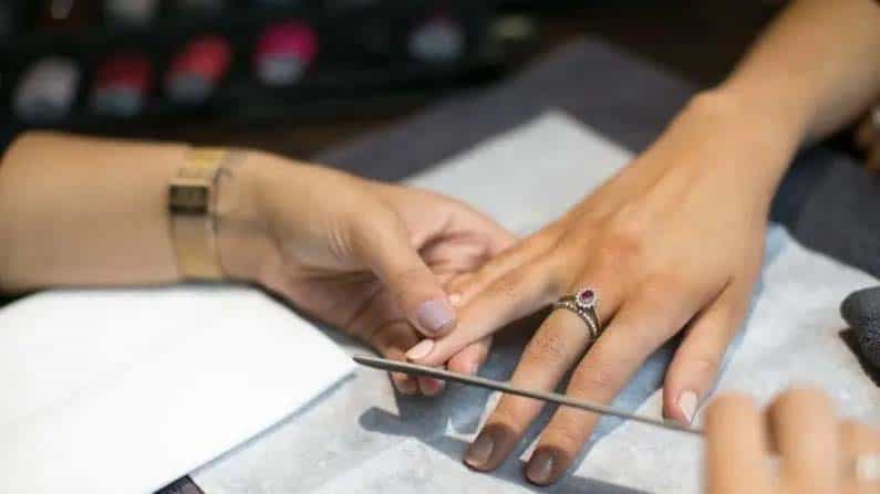 Women Health: ಗರ್ಭಿಣಿಯರು ಪಾರ್ಲರ್ಗೆ ಹೋಗುವುದು ಒಳ್ಳೆಯದಲ್ಲ! ಕಾರಣ ತಿಳಿಯಲೇಬೇಕು Women Health: ಗರ್ಭಿಣಿಯರು ಪಾರ್ಲರ್ಗೆ ಹೋಗುವುದು ಒಳ್ಳೆಯದಲ್ಲ! ಕಾರಣ ತಿಳಿಯಲೇಬೇಕು