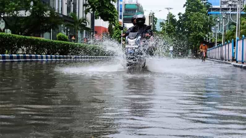 Karnataka Rains: ರಾಜ್ಯದಲ್ಲಿ ಮುಂದಿನ 5 ದಿನಗಳ ತನಕ ಮಳೆ ಮುಂದುವರೆಯುವ ಸಾಧ್ಯತೆ Karnataka Rains: ರಾಜ್ಯದಲ್ಲಿ ಮುಂದಿನ 5 ದಿನಗಳ ತನಕ ಮಳೆ ಮುಂದುವರೆಯುವ ಸಾಧ್ಯತೆ