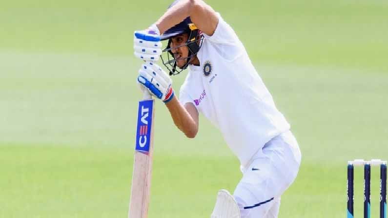 ಇದು ಭಾರತೀಯ ಕ್ರಿಕೆಟ್ ತಂಡದ ಅತ್ಯಂತ ಕಿರಿಯ ಬ್ಯಾಟ್ಸ್ಮನ್ ಮತ್ತು ಭಾರತೀಯ ಕ್ರಿಕೆಟ್ನ ಭವಿಷ್ಯ ಎಂದು ಕರೆಯಲ್ಪಡುವ ಶುಭ್ಮನ್ ಗಿಲ್ ಅವರ ಜನ್ಮದಿನವಾಗಿದೆ. ಇಂದು ತಮ್ಮ 22 ನೇ ಹುಟ್ಟುಹಬ್ಬವನ್ನು ಆಚರಿಸುತ್ತಿರುವ ಶುಭಮನ್, ಸೆಪ್ಟೆಂಬರ್ 8, 1999 ರಂದು ಪಂಜಾಬ್ ನ ಫಜಿಲ್ಕಾದಲ್ಲಿ ಜನಿಸಿದರು. ಆದರೆ ಮಗನನ್ನು ಕ್ರಿಕೆಟಿಗನಾಗಿಸಲು, ಅವರ ತಂದೆ ಫಜಿಲ್ಕಾದಿಂದ ಮೊಹಾಲಿಗೆ ಬಂದು ಅಲ್ಲೇ ಇರಲು ನಿರ್ಧರಿಸಿದರು.