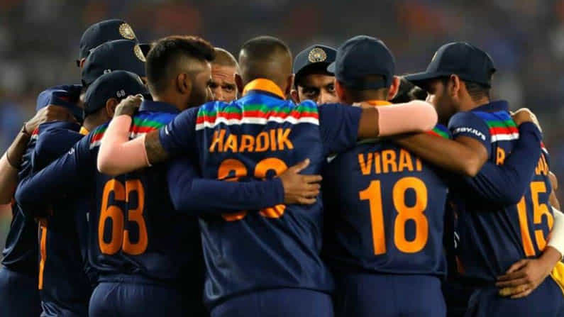 ಟಿ-20 ವಿಶ್ವಕಪ್ಗೆ ಟೀಮ್ ಇಂಡಿಯಾ ಸೇರಲಿದ್ದಾರೆ ಮೂವರು ಹೊಸ ಆಟಗಾರರು: ಯಾರು ಗೊತ್ತೇ? ಟಿ-20 ವಿಶ್ವಕಪ್ಗೆ ಟೀಮ್ ಇಂಡಿಯಾ ಸೇರಲಿದ್ದಾರೆ ಮೂವರು ಹೊಸ ಆಟಗಾರರು: ಯಾರು ಗೊತ್ತೇ?