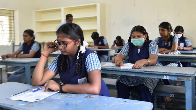 Karnataka SSLC Result 2021: ಎಸ್​ಎಸ್​ಎಲ್​ಸಿ ಫಲಿತಾಂಶ ಪ್ರಕಟ; ಟಾಪರ್ಸ್ ಯಾರು? ಇಲ್ಲಿದೆ ವಿವರ