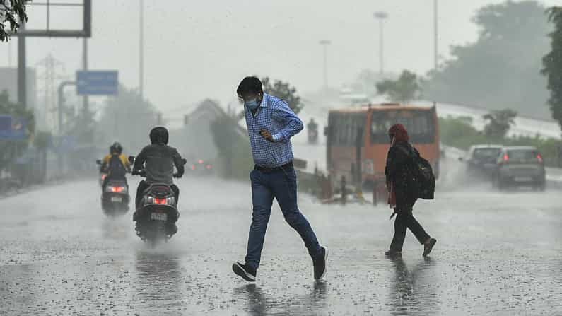 Karnataka Weather: ಬೆಂಗಳೂರು, ಕರಾವಳಿ, ಮಲೆನಾಡು ಭಾಗದಲ್ಲಿ ಇಂದು ಮಳೆ ಸಾಧ್ಯತೆ; ಕೆಲವೆಡೆ ಯೆಲ್ಲೋ ಅಲರ್ಟ್​