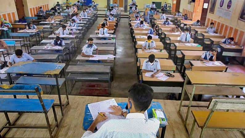SSLC Exam 2021: ಎಸ್ಎಸ್ಎಲ್ಸಿ ಪರೀಕ್ಷೆ: ಏನಿತ್ತು ವಿಶೇಷ? ದೋಣಿಯಲ್ಲೂ ಬಂದು ಪರೀಕ್ಷೆ ಬರೆದ ವಿದ್ಯಾರ್ಥಿನಿಯರು SSLC Exam 2021: ಎಸ್ಎಸ್ಎಲ್ಸಿ ಪರೀಕ್ಷೆ: ಏನಿತ್ತು ವಿಶೇಷ? ದೋಣಿಯಲ್ಲೂ ಬಂದು ಪರೀಕ್ಷೆ ಬರೆದ ವಿದ್ಯಾರ್ಥಿನಿಯರು