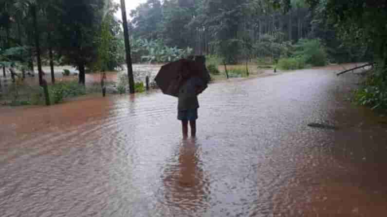 Karnataka Rain: ಉತ್ತರ ಕನ್ನಡದಲ್ಲಿ ಕುಂಭದ್ರೋಣ ಮಳೆ: ಗಂಗಾವಳಿ ನದಿ ತಟದಲ್ಲಿ ಪ್ರವಾಹ ಭೀತಿ; ಅಲ್ಲಲ್ಲಿ ಭೂಕುಸಿತ