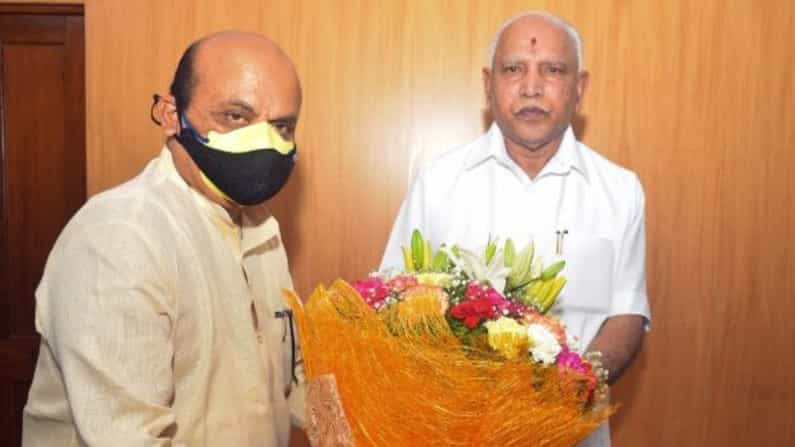ನಮ್ಮ ಸಿನಿಮಾದಲ್ಲಿ ಸಿಎಂ ಬೊಮ್ಮಾಯಿ ಹೀರೋ, ಯಡಿಯೂರಪ್ಪ ನಿರ್ದೇಶಕ: ಸಚಿವ ಶ್ರೀರಾಮುಲು ವ್ಯಾಖ್ಯಾನ