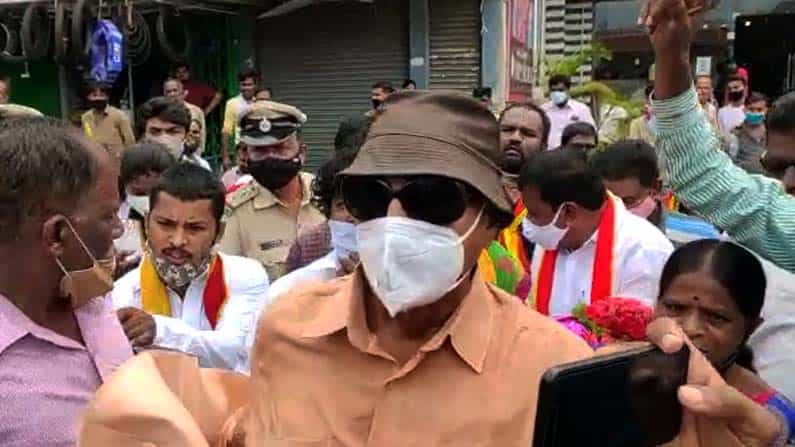 ನನ್ನಂಥವನು ವಿಧಾನಸೌಧಕ್ಕೆ ಹೋಗಬೇಕು ಹೀಗಾಗಿ ಚುನಾವಣೆಗೆ ನಿಲ್ತೀನಿ: ವಾಟಾಳ್ ನಾಗರಾಜ್ ಘೋಷಣೆ ನನ್ನಂಥವನು ವಿಧಾನಸೌಧಕ್ಕೆ ಹೋಗಬೇಕು ಹೀಗಾಗಿ ಚುನಾವಣೆಗೆ ನಿಲ್ತೀನಿ: ವಾಟಾಳ್ ನಾಗರಾಜ್ ಘೋಷಣೆ