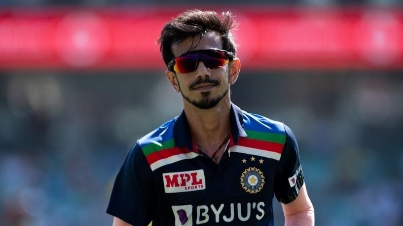 IND vs SL: ಯುಜ್ವೇಂದ್ರ ಚಹಲ್ ಮೇಲೆ ಎಲ್ಲರ ಕಣ್ಣು: ಹೊಸ ದಾಖಲೆ ಬರೆಯುವತ್ತ ಟೀಮ್ ಇಂಡಿಯಾ ಸ್ಪಿನ್ನರ್ IND vs SL: ಯುಜ್ವೇಂದ್ರ ಚಹಲ್ ಮೇಲೆ ಎಲ್ಲರ ಕಣ್ಣು: ಹೊಸ ದಾಖಲೆ ಬರೆಯುವತ್ತ ಟೀಮ್ ಇಂಡಿಯಾ ಸ್ಪಿನ್ನರ್