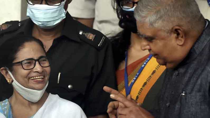 ಬಿಜೆಪಿಗೆ ಸಭ್ಯತೆ, ಸಂಸ್ಕೃತಿ ಗೊತ್ತಿಲ್ಲ: ಪಶ್ಚಿಮ ಬಂಗಾಳ ಸಿಎಂ ಮಮತಾ ಬ್ಯಾನರ್ಜಿ ಬಿಜೆಪಿಗೆ ಸಭ್ಯತೆ, ಸಂಸ್ಕೃತಿ ಗೊತ್ತಿಲ್ಲ: ಪಶ್ಚಿಮ ಬಂಗಾಳ ಸಿಎಂ ಮಮತಾ ಬ್ಯಾನರ್ಜಿ