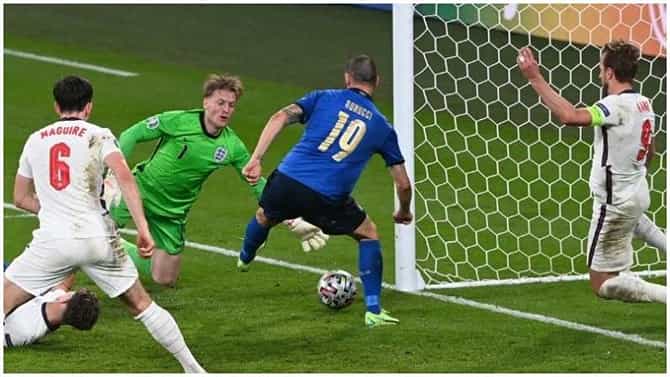 EURO 2020: ಯುರೋ ಕಪ್​ನಲ್ಲಿ ಈ ಆಟಗಾರರು ಗೋಲಿನ ಮೇಲೆ ಗೋಲು ಗಳಿಸಿದರೂ ಕೂಡ ತಮ್ಮ ತಂಡವನ್ನು ಚಾಂಪಿಯನ್ ಮಾಡಲಾಗಲಿಲ್ಲ