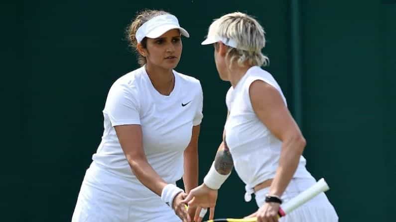 Wimbledon 2021: ಮಹಿಳಾ ಡಬಲ್ಸ್ನ ಎರಡನೇ ಸುತ್ತಿನಲ್ಲಿ ಸಾನಿಯಾ ಮಿರ್ಜಾಗೆ ಸೋಲು; ಮಹಿಳಾ ಡಬಲ್ಸ್ನಿಂದ ಔಟ್ Wimbledon 2021: ಮಹಿಳಾ ಡಬಲ್ಸ್ನ ಎರಡನೇ ಸುತ್ತಿನಲ್ಲಿ ಸಾನಿಯಾ ಮಿರ್ಜಾಗೆ ಸೋಲು; ಮಹಿಳಾ ಡಬಲ್ಸ್ನಿಂದ ಔಟ್