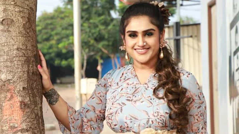 ಹಿರಿಯ ನಟಿ ವಿರುದ್ಧ ಗಂಭೀರ ಆರೋಪ ಮಾಡಿದ ಬಿಗ್ ಬಾಸ್ ಸ್ಪರ್ಧಿ; ರಿಯಾಲಿಟಿ ಶೋದಿಂದ ಹೊರ ಬರುವ ನಿರ್ಧಾರ ಹಿರಿಯ ನಟಿ ವಿರುದ್ಧ ಗಂಭೀರ ಆರೋಪ ಮಾಡಿದ ಬಿಗ್ ಬಾಸ್ ಸ್ಪರ್ಧಿ; ರಿಯಾಲಿಟಿ ಶೋದಿಂದ ಹೊರ ಬರುವ ನಿರ್ಧಾರ