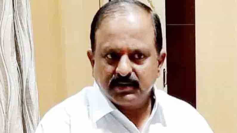 ಸಿಎಂ ಬೊಮ್ಮಾಯಿ ಸಂಪುಟ ಸಂಕಟ: ಚೊಚ್ಚಲ ಸಂಪುಟ ರಚನೆಗೂ ಮುನ್ನವೇ ಮಾಮನಿ ರಾಜೀನಾಮೆ ಬೆದರಿಕೆ ಸಿಎಂ ಬೊಮ್ಮಾಯಿ ಸಂಪುಟ ಸಂಕಟ: ಚೊಚ್ಚಲ ಸಂಪುಟ ರಚನೆಗೂ ಮುನ್ನವೇ ಮಾಮನಿ ರಾಜೀನಾಮೆ ಬೆದರಿಕೆ