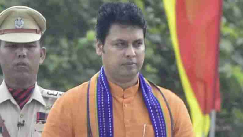 ವಾಕಿಂಗ್ ಮಾಡುತ್ತಿದ್ದ ಮುಖ್ಯಮಂತ್ರಿಯ ಹತ್ಯೆ ಪ್ರಯತ್ನ; ಒಂದೇ ಒಂದು ಜಿಗಿತದಿಂದ ಪಾರಾದ ಬಿಪ್ಲಬ್ ಕುಮಾರ್ ದೇಬ್