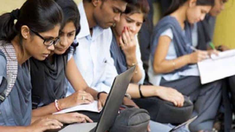 SSLC Results 2021: ಲೋಡ್ ಆಗುತ್ತಿಲ್ಲ ವೆಬ್ಸೈಟ್; ಸಂಜೆಯ ವೇಳೆಗೆ ವಿದ್ಯಾರ್ಥಿಗಳಿಗೆ ಎಸ್ಎಸ್ಎಲ್ಸಿ ಫಲಿತಾಂಶ ಕೈತಲುಪುವ ಸಾಧ್ಯತೆ SSLC Results 2021: ಲೋಡ್ ಆಗುತ್ತಿಲ್ಲ ವೆಬ್ಸೈಟ್; ಸಂಜೆಯ ವೇಳೆಗೆ ವಿದ್ಯಾರ್ಥಿಗಳಿಗೆ ಎಸ್ಎಸ್ಎಲ್ಸಿ ಫಲಿತಾಂಶ ಕೈತಲುಪುವ ಸಾಧ್ಯತೆ