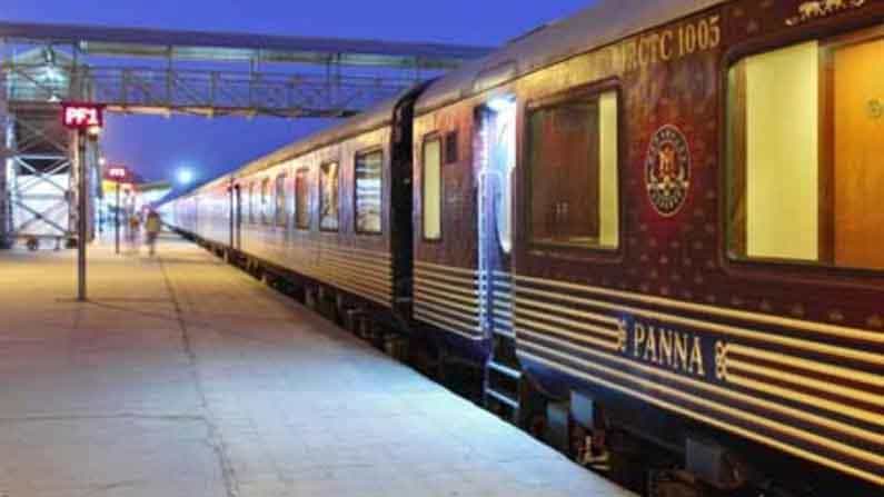 IRCTC Tourism ಆಗಸ್ಟ್ 29ರಿಂದ ಮಧುರೈನಿಂದ ಸಂಚರಿಸಲಿದೆ ಭಾರತ್ ದರ್ಶನ್ ವಿಶೇಷ ರೈಲು; ಇಲ್ಲಿವೆ ವಿವರಗಳು IRCTC Tourism ಆಗಸ್ಟ್ 29ರಿಂದ ಮಧುರೈನಿಂದ ಸಂಚರಿಸಲಿದೆ ಭಾರತ್ ದರ್ಶನ್ ವಿಶೇಷ ರೈಲು; ಇಲ್ಲಿವೆ ವಿವರಗಳು