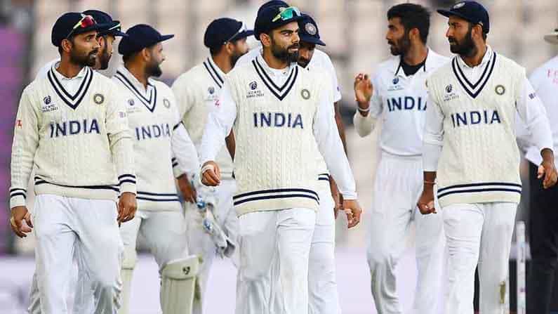 Ravindra Jadeja: ಸೋಲಿನ ಬೆನ್ನಲ್ಲೇ ಟೀಮ್ ಇಂಡಿಯಾಕ್ಕೆ ಮತ್ತೊಂದು ಶಾಕ್: ಸ್ಟಾರ್ ಆಟಗಾರನಿಗೆ ಇಂಜುರಿ Ravindra Jadeja: ಸೋಲಿನ ಬೆನ್ನಲ್ಲೇ ಟೀಮ್ ಇಂಡಿಯಾಕ್ಕೆ ಮತ್ತೊಂದು ಶಾಕ್: ಸ್ಟಾರ್ ಆಟಗಾರನಿಗೆ ಇಂಜುರಿ