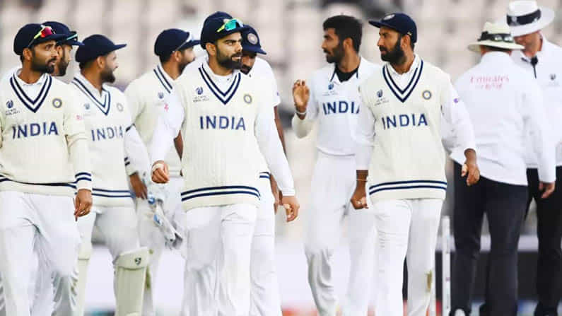 India vs England: ರೋಚಕ ಘಟ್ಟದತ್ತ ಭಾರತ-ಇಂಗ್ಲೆಂಡ್ 2ನೇ ಟೆಸ್ಟ್: ತಿರುಗಿನಿಲ್ಲುತ್ತಾ ಕೊಹ್ಲಿ ಪಡೆ? India vs England: ರೋಚಕ ಘಟ್ಟದತ್ತ ಭಾರತ-ಇಂಗ್ಲೆಂಡ್ 2ನೇ ಟೆಸ್ಟ್: ತಿರುಗಿನಿಲ್ಲುತ್ತಾ ಕೊಹ್ಲಿ ಪಡೆ?